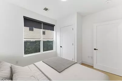 649 38th St, Union City, NJ 07087 - Photo 11