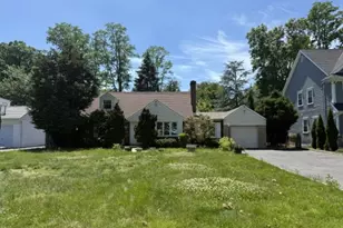 364 Acacia Rd, Scotch Plains Township, NJ 07076 - Photo 3