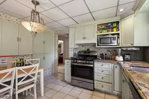 364 Acacia Rd, Scotch Plains Township, NJ 07076 - Photo 15
