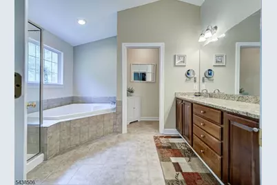 28 Primrose Ln, Sparta Township, NJ 07871 - Photo 17