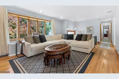 15 Kuiken Ct, Wayne, NJ 07470 - Photo 5