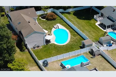 15 Kuiken Ct, Wayne, NJ 07470 - Photo 35