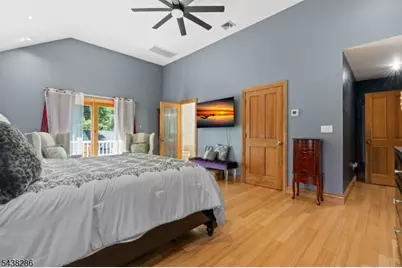 15 Kuiken Ct, Wayne, NJ 07470 - Photo 17