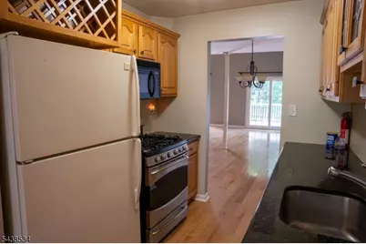 4 Delaware Ln, Branchburg Township, NJ 08876 - Photo 13