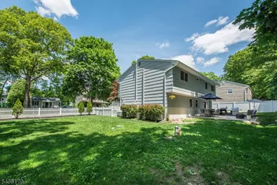 6 Benjamin, Hopatcong, NJ 07874 - Photo 5