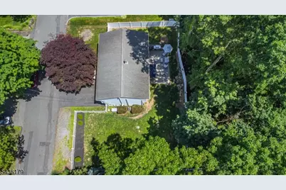 6 Benjamin, Hopatcong, NJ 07874 - Photo 37