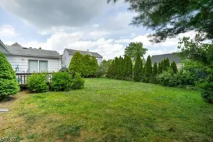 215 S 18th Ave, Manville, NJ 08835 - Photo 5