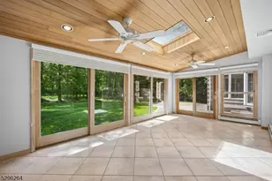 7 Mansfield Ct, Livingston, NJ 07039 - Photo 15