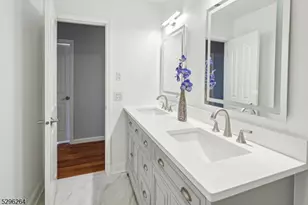 7 Mansfield Ct, Livingston, NJ 07039 - Photo 19