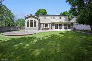 7 Mansfield Ct, Livingston, NJ 07039 - Photo 27