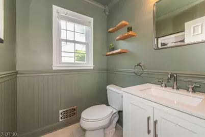 1 Tulip Ln, Randolph Township, NJ 07869 - Photo 7
