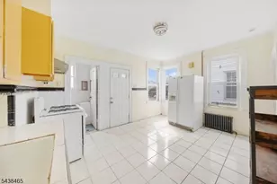 457 N 7th St, Newark, NJ 07107 - Photo 9