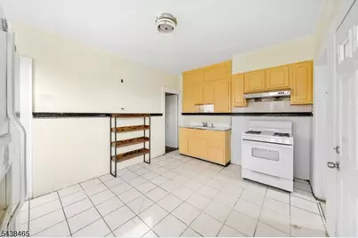 457 N 7th St, Newark, NJ 07107 - Photo 7