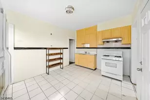 457 N 7th St, Newark, NJ 07107 - Photo 7