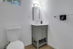 34 Cloverhill Pl, Montclair, NJ 07042 - Photo 25
