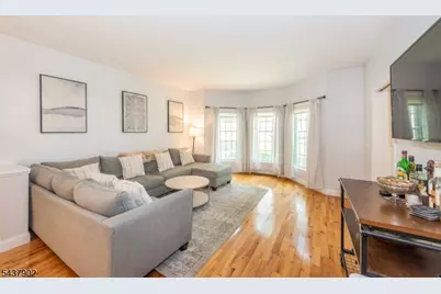 298 Emerson Ln, Berkeley Heights Township, NJ 07922 - Photo 5
