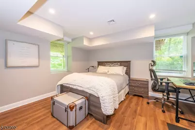 298 Emerson Ln, Berkeley Heights Township, NJ 07922 - Photo 25