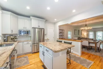 298 Emerson Ln, Berkeley Heights Township, NJ 07922 - Photo 13