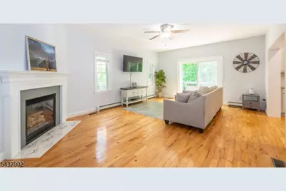 298 Emerson Ln, Berkeley Heights Township, NJ 07922 - Photo 9