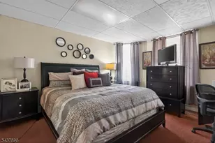11 Yereance Ave, Clifton, NJ 07011 - Photo 9