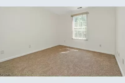 110 Stratford Pl, Bridgewater, NJ 08805 - Photo 35