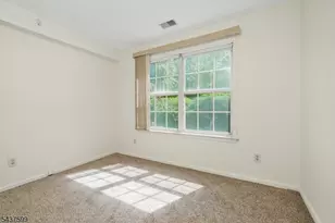 110 Stratford Pl, Bridgewater, NJ 08805 - Photo 33