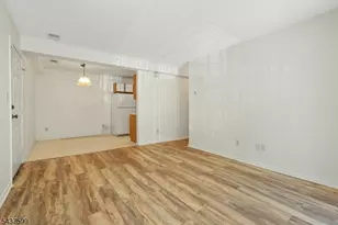 110 Stratford Pl, Bridgewater, NJ 08805 - Photo 9