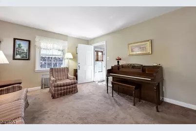 65 Harding Ave, Totowa, NJ 07512 - Photo 9