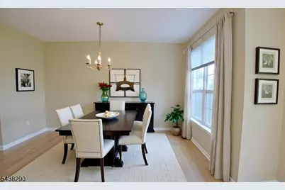 49 Wildflower Ln, Morris Township, NJ 07960 - Photo 3