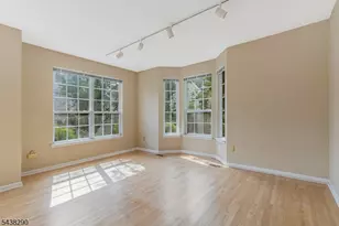 49 Wildflower Ln, Morris Township, NJ 07960 - Photo 5