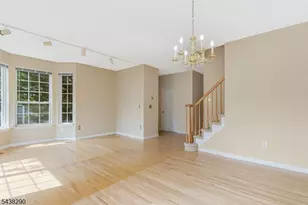 49 Wildflower Ln, Morris Township, NJ 07960 - Photo 3