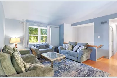 15 Orchid Ct, Deptford Twp., NJ 08096 - Photo 3