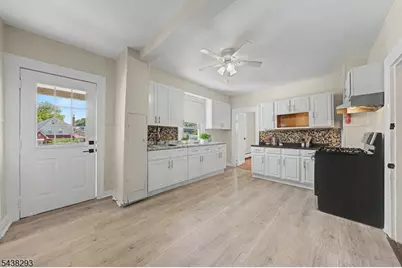 133 Mount Prospect Ave, Belleville, NJ 07109 - Photo 5