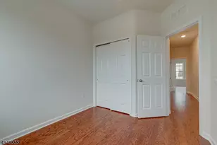 15 Braeburn Ct, Livingston, NJ 07039 - Photo 11