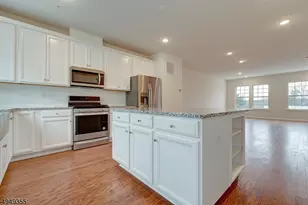 15 Braeburn Ct, Livingston, NJ 07039 - Photo 1