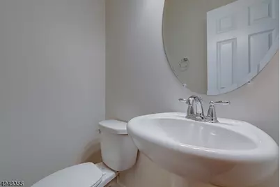 15 Braeburn Ct, Livingston, NJ 07039 - Photo 17