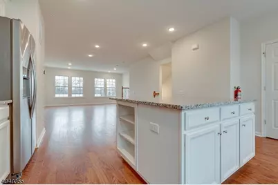 15 Braeburn Ct, Livingston, NJ 07039 - Photo 3