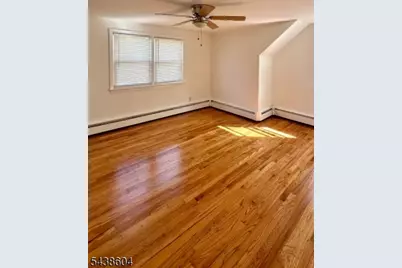131 E 13th St, Linden, NJ 07036 - Photo 15