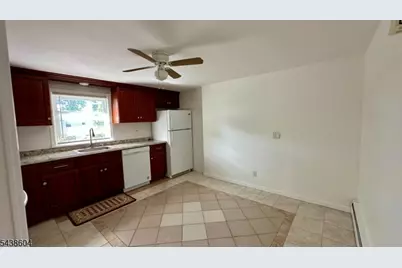 131 E 13th St, Linden, NJ 07036 - Photo 7