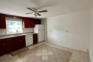 131 E 13th St, Linden, NJ 07036 - Photo 7