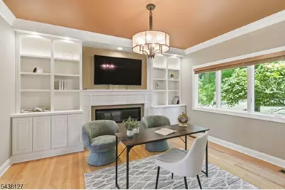 2 Michele Crossing, Raritan Township, NJ 08822 - Photo 11