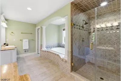 2 Michele Crossing, Raritan Township, NJ 08822 - Photo 33