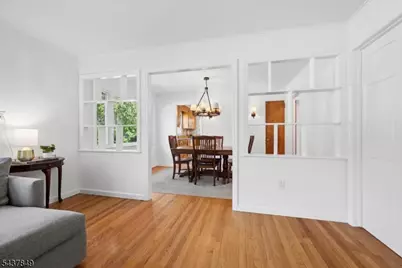 40 Maple Ln, Parsippany, NJ 07034 - Photo 7