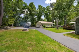 113 Autumn Dr, Montague, NJ 07827 - Photo 3