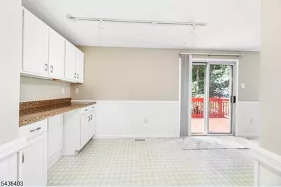 2 Liberty Ln, Franklin, NJ 07416 - Photo 7