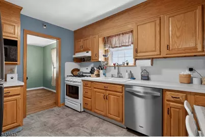 440 3rd St, Dunellen, NJ 08812 - Photo 9