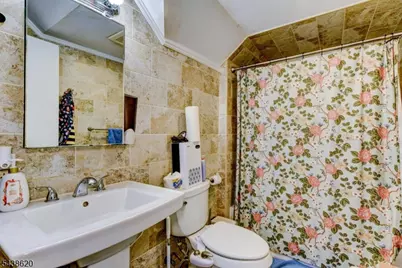 152 Hamburg Tpke, Bloomingdale, NJ 07403 - Photo 35