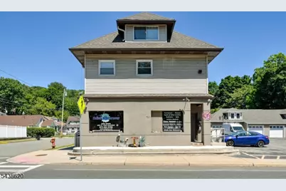 152 Hamburg Tpke, Bloomingdale, NJ 07403 - Photo 5