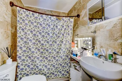 152 Hamburg Tpke, Bloomingdale, NJ 07403 - Photo 27