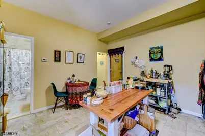 152 Hamburg Tpke, Bloomingdale, NJ 07403 - Photo 21